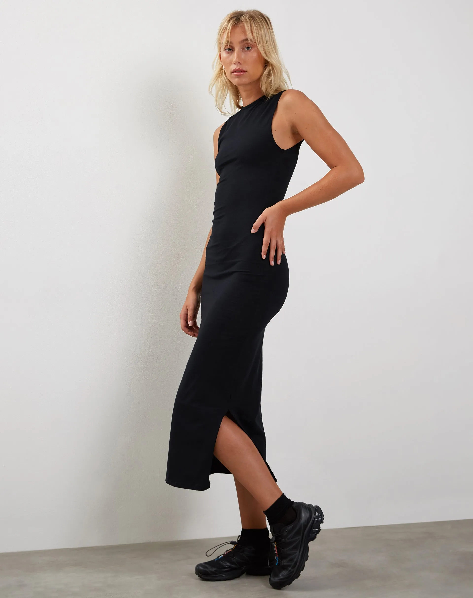 Gelena Midi Dress in Black