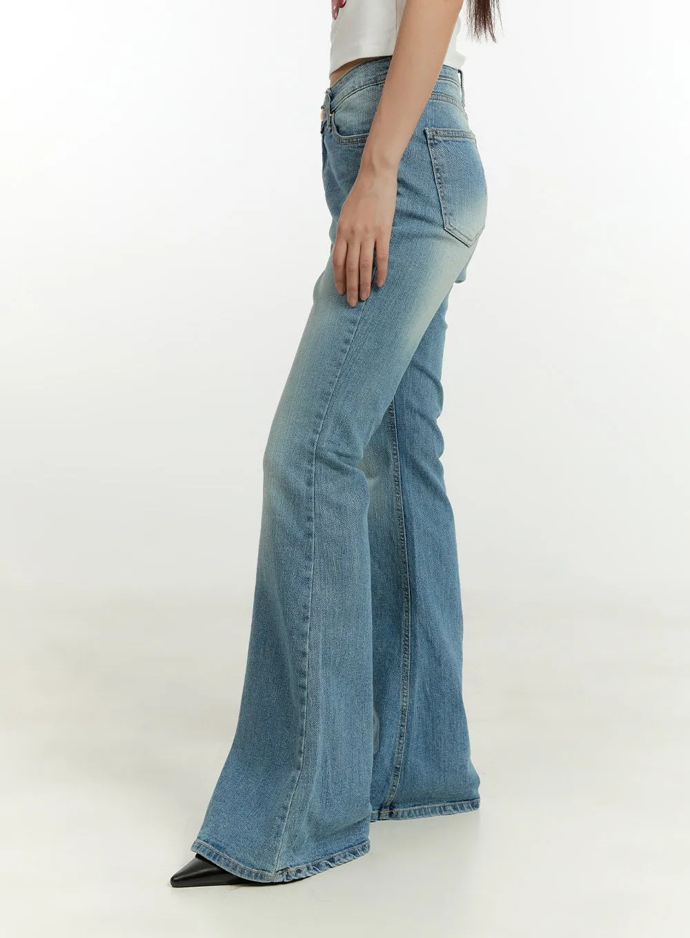 Washed Bootcut Jeans CU428