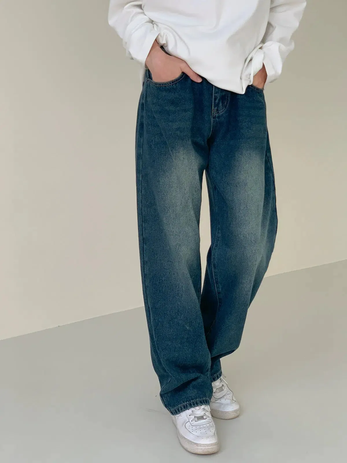 Zhou Comfty Faded Bootcut Jeans