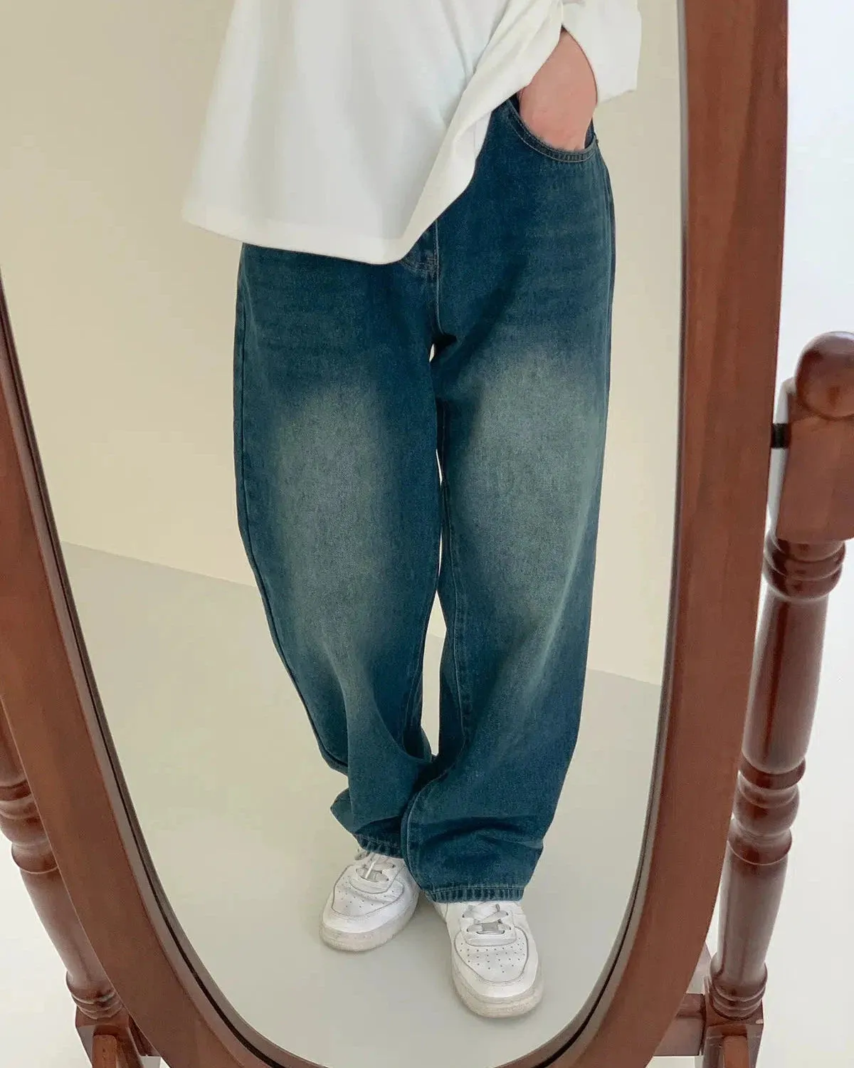 Zhou Comfty Faded Bootcut Jeans